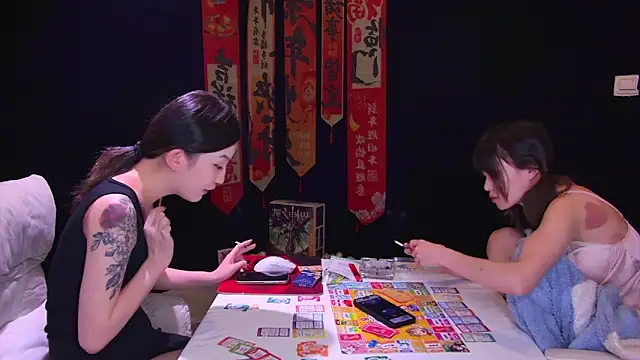 Pokazy przed kamerką – Wik-yibao