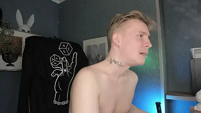 Онлайн чат XXX AlexxSweet