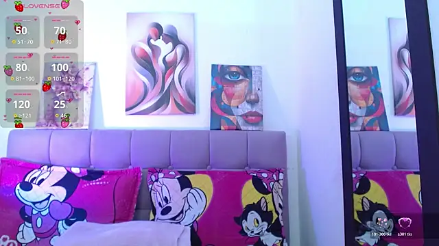 Chat +18 de Hellen_starx ao vivo