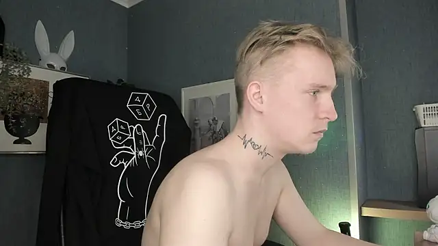 AlexxSweet 网络视讯表演