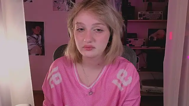 ELLIEJAY's Live XXX Chat