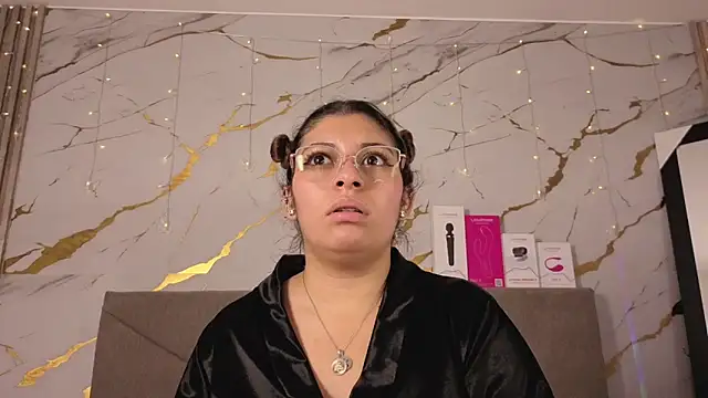 Yutori-'s Live XXX Chat