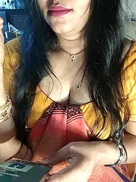 Anusri_359359 লাইভ XXX চ্যাট