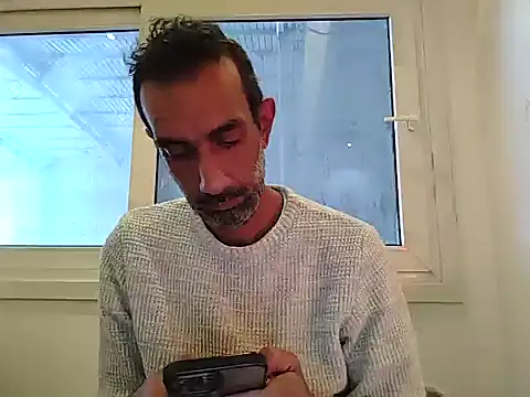 Chat +18 de BluishGnostic ao vivo