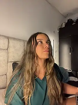 Czat XXX na żywo – AnnyLopezzz_