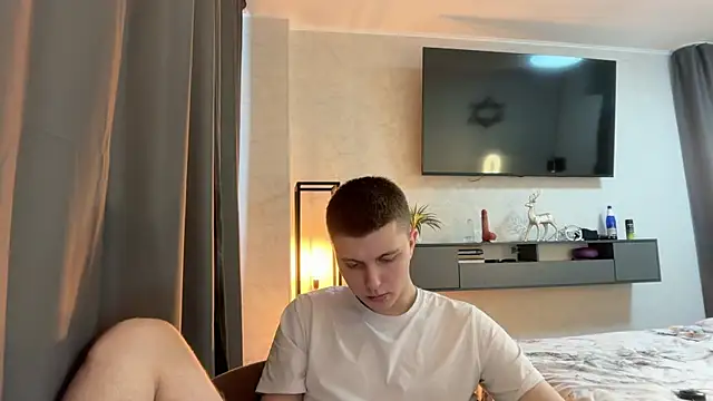 Chat +18 de Keviin777 ao vivo