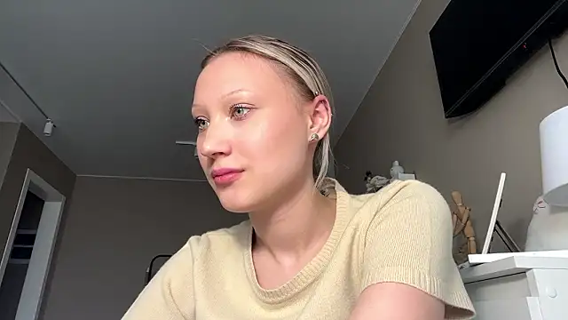 VibeAnna Chat XXX in diretta