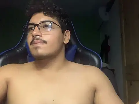 Show de SantiagoHOT88 na webcam