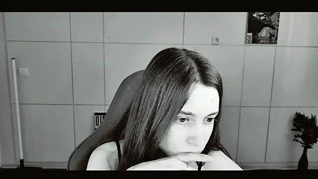 Yoka_paradoXXX: απευθείας συνομιλία ΧΧΧ