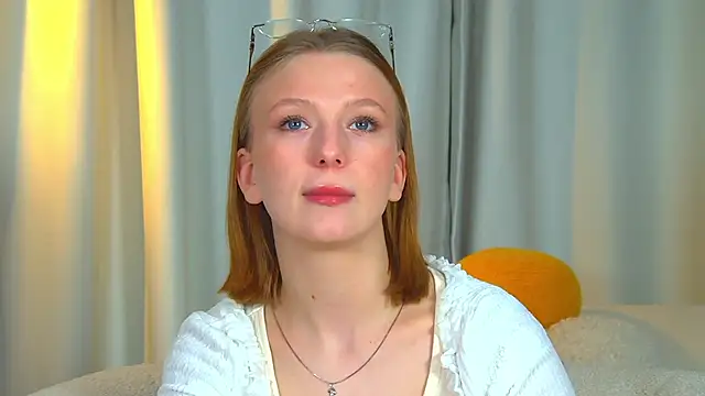 BeatriceBinoche Chat XXX live