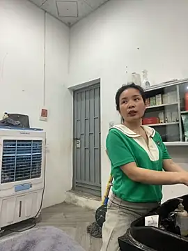 Ivy_Trix2 Adlı Modelin Canlı XXX Sohbeti