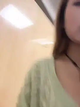 Chat +18 de yuki_june ao vivo