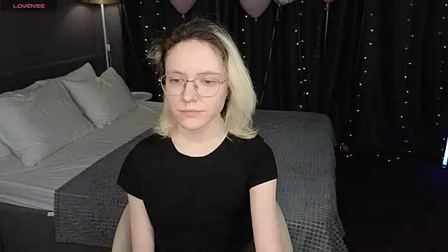 Chat +18 de HottoKori ao vivo