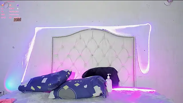 Elettrahot_'s Live XXX Chat