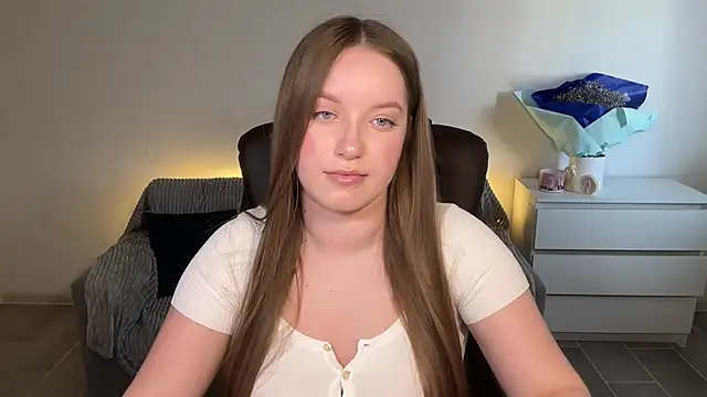 دردشة EvaMaddison الجنسية المباشرة