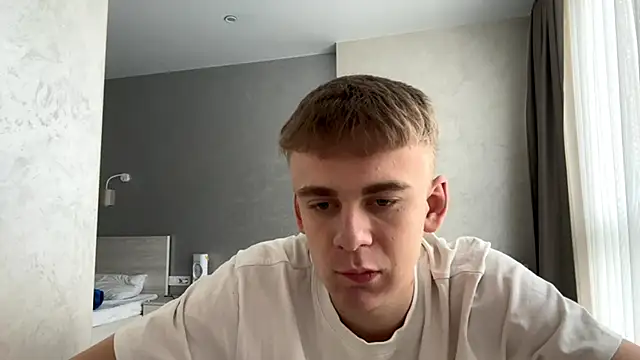 SoloFury webcam show