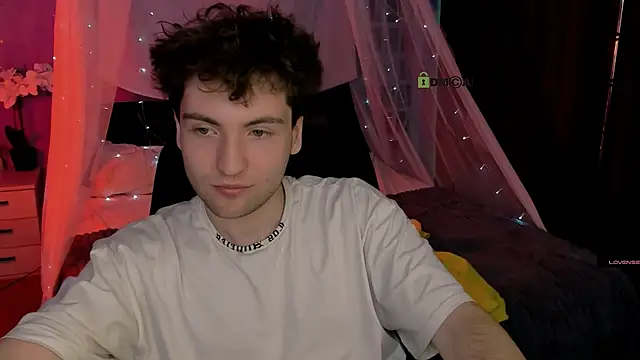 joseph_bear_'s Webcam Show