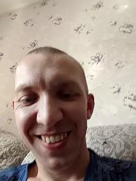 _uncle_Mitya-43_n Webbikameraesitys