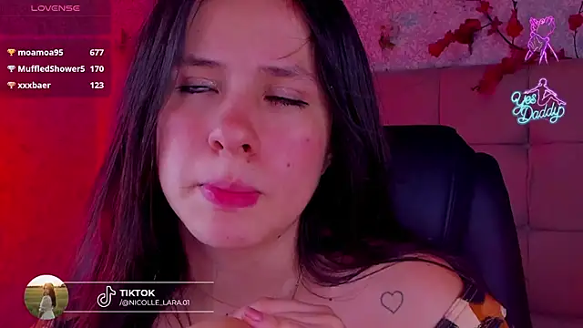 Kitty_Rose_CS Live XXX-Chat