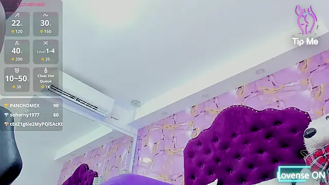 Chat XXX en directo de thalia_nichols