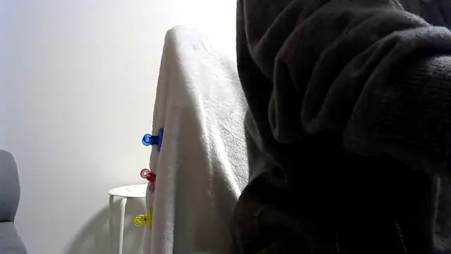 Chatroom XXX en direct de leopiii-iiJP