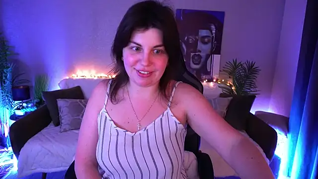 MirandaWong – Naživo XXX chat