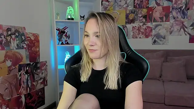 ElaraVoltagen Live XXX chat