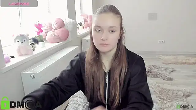 Elina_X Adlı Modelin Canlı XXX Sohbeti