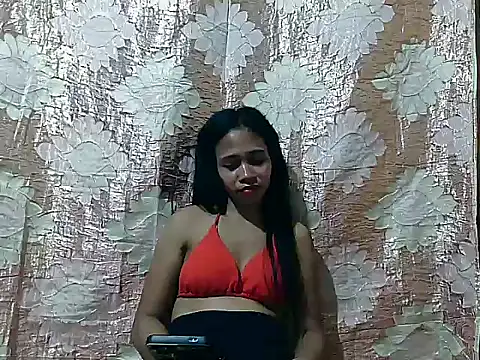 PinaySkinnyGirl Chat XXX live