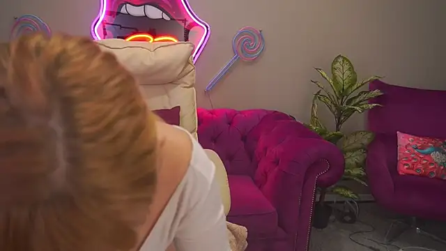 Živý XXX chat BellaLaPetit