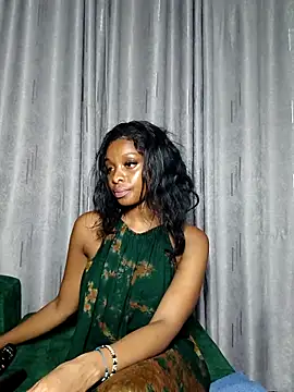 Chat +18 de Yoyo-__ ao vivo