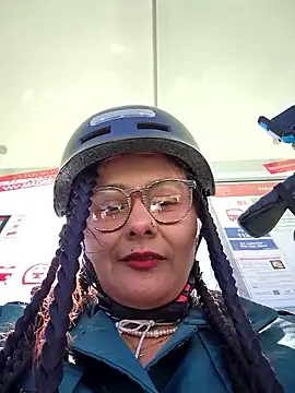 Chat +18 de bellapaty ao vivo