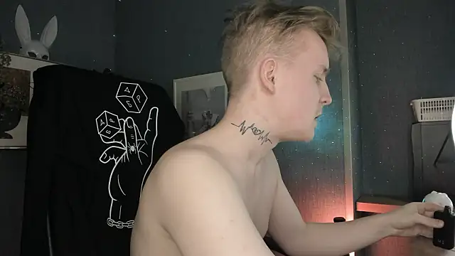 Онлайн чат XXX AlexxSweet