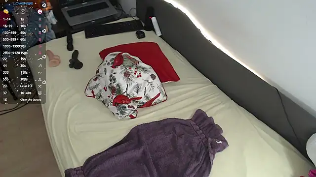 Show de BigBootyAlice na webcam