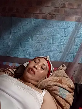 lena-cute: онлайн-секс-чат