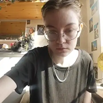 Shy_Bamby live XXX chat