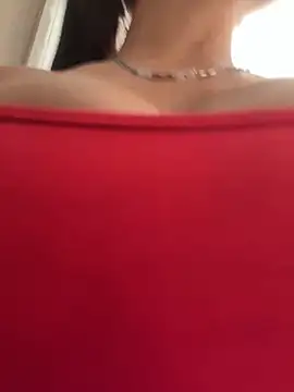 Sara-77 élő XXX-chatje