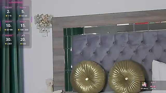 Lorehottie's Live XXX Chat