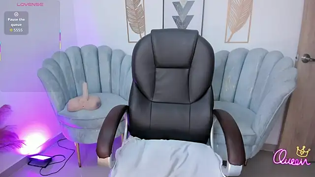 Aida_adams' Live XXX Chat