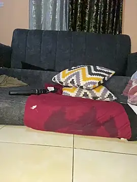 Chatroom XXX en direct de Keely