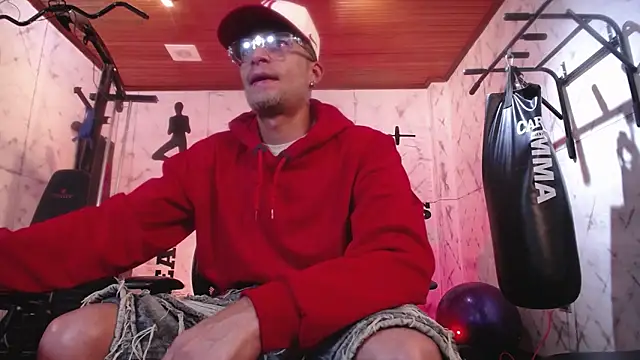 DrakeNeumann 即時 XXX 聊天