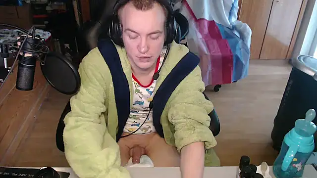 BabyDracoDarkfang's Webcam Show