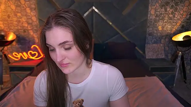 EmmyCharmm's Live XXX Chat