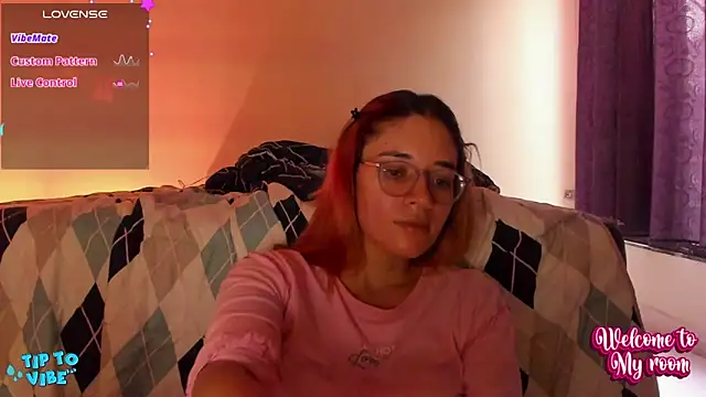 atenas_05_'s Webcam Show