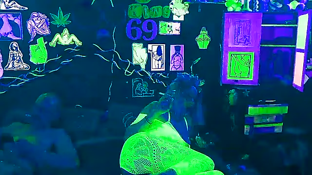 Splash_Queen420's Webcam Show