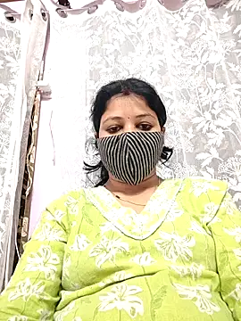 Priyaji7575 webcam show