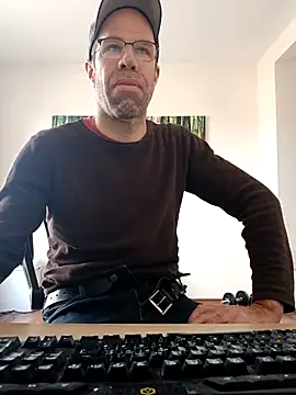 DaddyHarry_MatureStallion Live XXX Chat