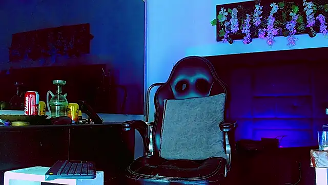 HannibalLester Adlı Modelin Web Kamerası Şovu