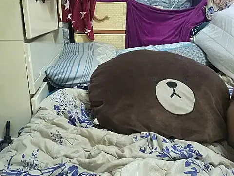 Christopher1024のライブXXXチャット