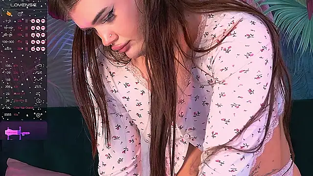 دردشة EvaaLane الجنسية المباشرة